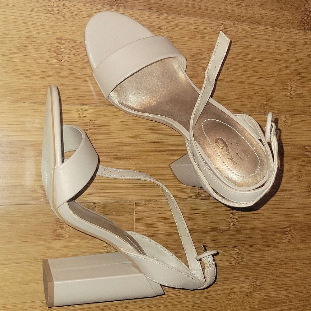 Mix No 6 Heels Never Worn